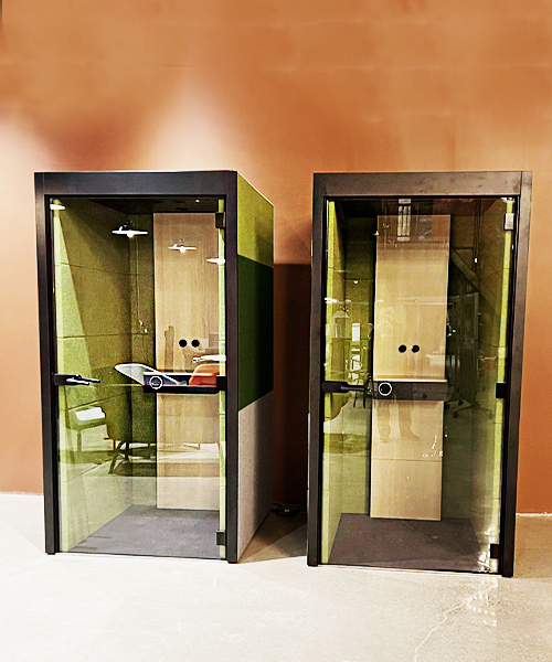 phone booth